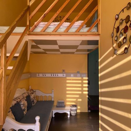 Teacher Cai Homeestay Сяолюцю Екстер'єр фото