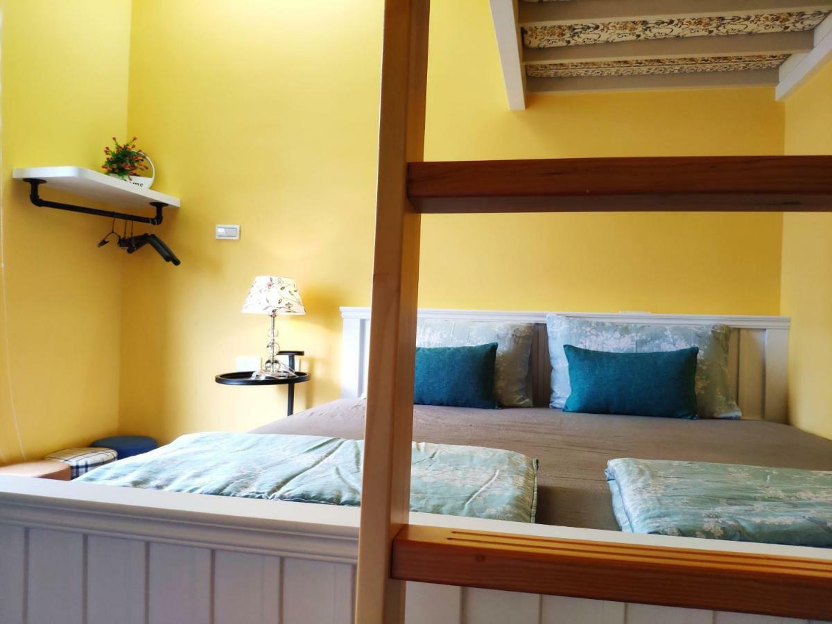 Teacher Cai Homeestay Сяолюцю Екстер'єр фото